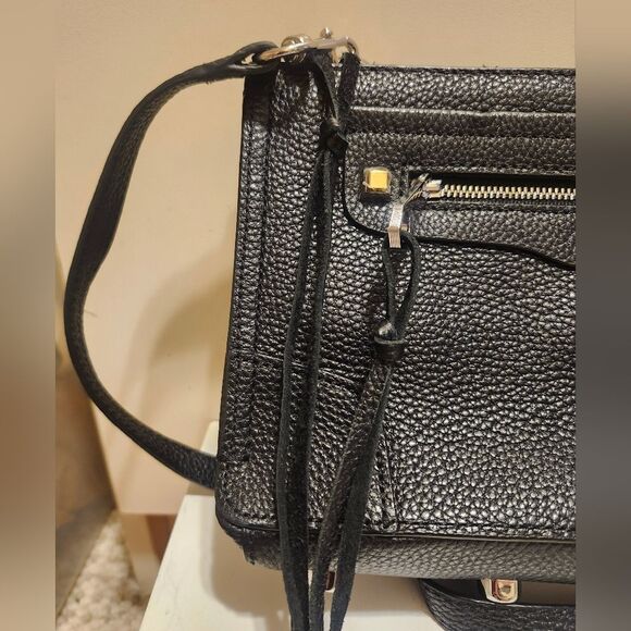 NEW Rebecca Minkoff Regan Black Pebbled Leather Small Crossbody Handbag Ret $198 - Picture 4 of 11